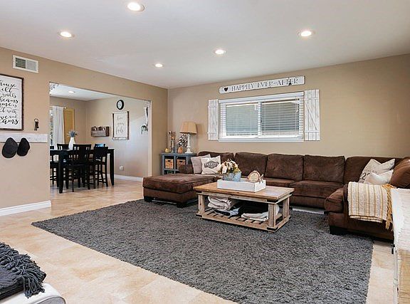 58 Bluefield Ave-007-19-Living Room-MLS_