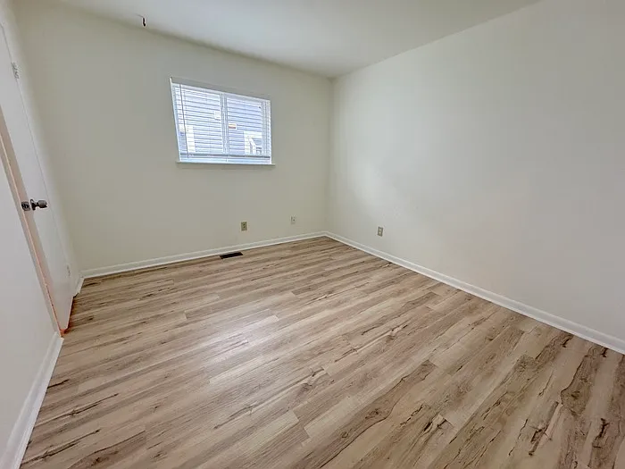 741 W Ocean View Ave #B — Photo 12