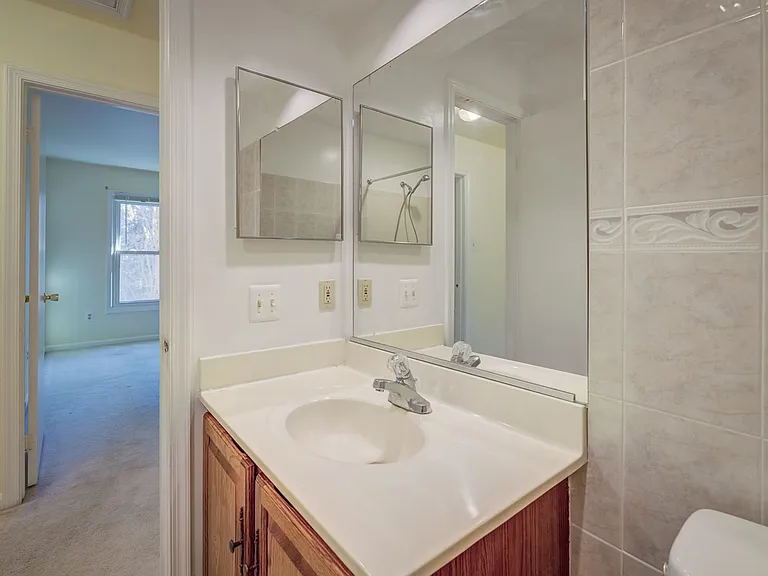14907 Bradwill Ct — Photo 34