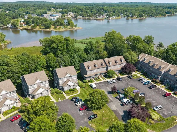 118 NE Isle Dr, North East, MD 21901