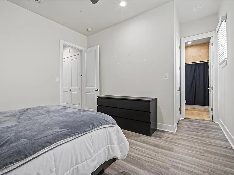 4104 Marina St — Photo 30