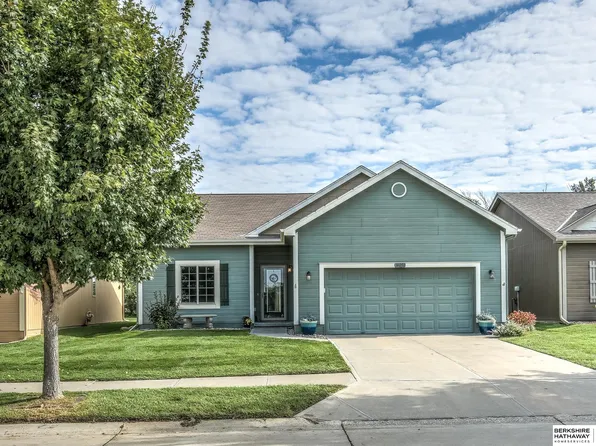 14058 Whitmore Cir, Omaha, NE 68142