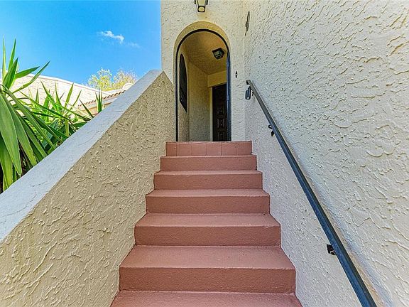 4th image of 6101 34th St W APT 3D