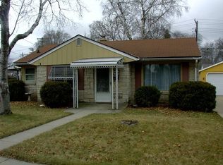 3277 S 49th St, Milwaukee, WI 53219
