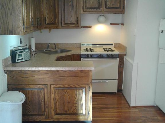 3rd image of 7 Occident Ave #1ST