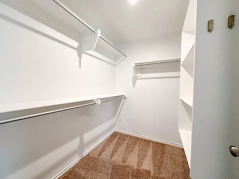 10424 Waverly Ave — Photo 13