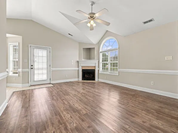 178 Ariel St, Lillington, NC 27546