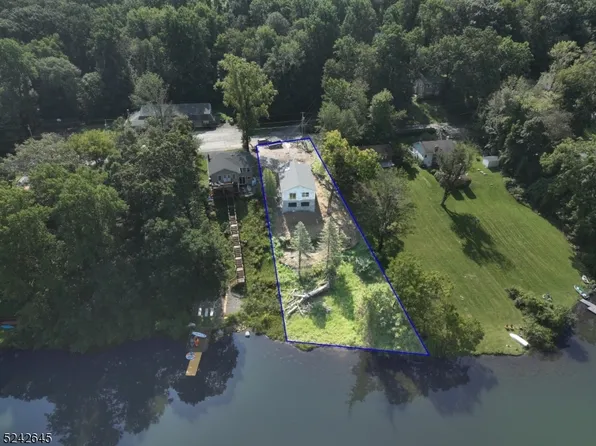 89 E Shore Dr, Vernon Twp., NJ 07462
