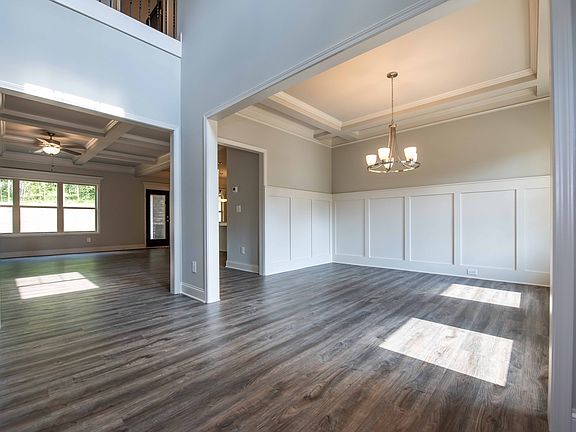 4th image of 308 Bryson Lake Cir