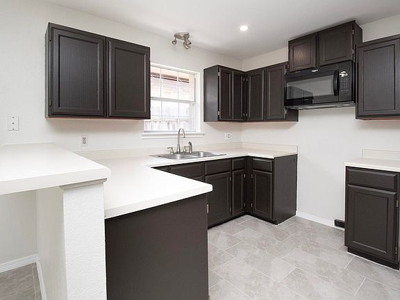 5th image of 1815 Graywood Ct