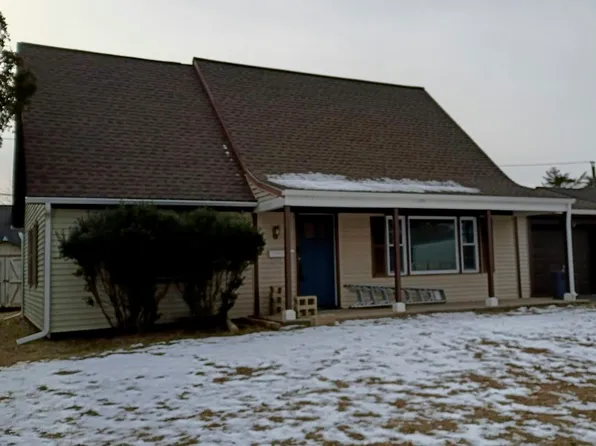 8 Marboro Ln, Willingboro, NJ 08046