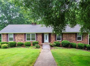 195 Barons Rd, Clemmons, NC 27012