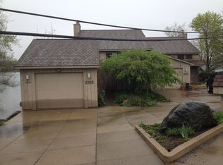 2148 S Long Lake Rd, Fenton, MI 48430