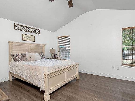 5th image of 3435 Foster Meadows