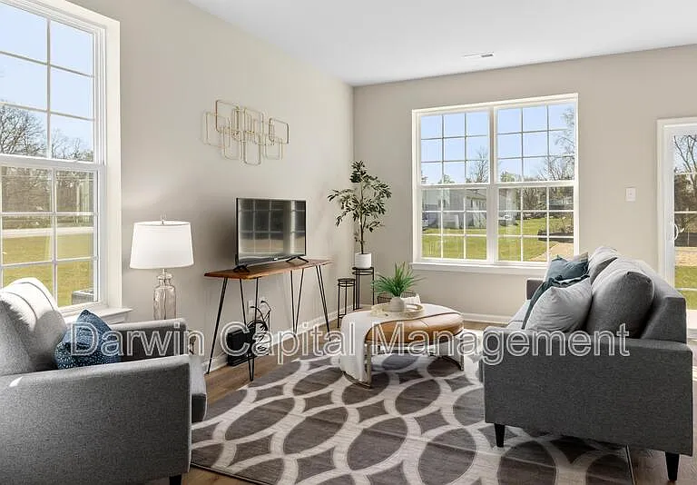 385 N Tuckahoe Rd — Photo 9