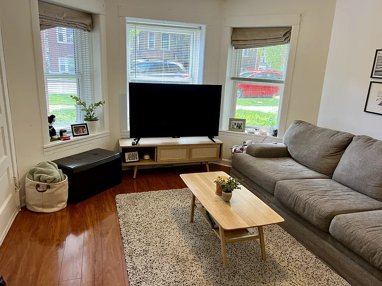 3241 N Lawndale Ave #1 — Photo 2