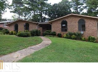 2316 Crestknoll Cir, Decatur, GA 30032