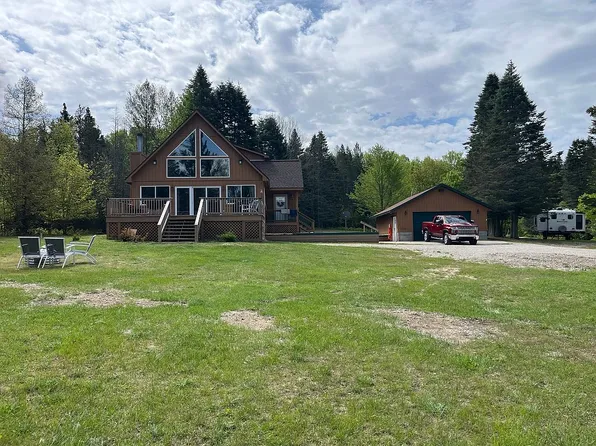 1242 W 20th Rd, Mesick, MI 49668