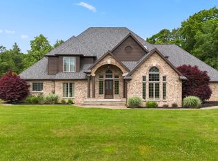 313 Brook Hill Ave, Vestal, NY 13850