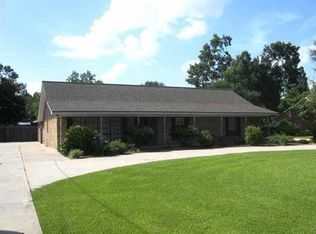 202 S Michot Rd, Lafayette, LA 70508