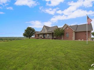 5721 NW Humphrey Rd, Topeka, KS 66618