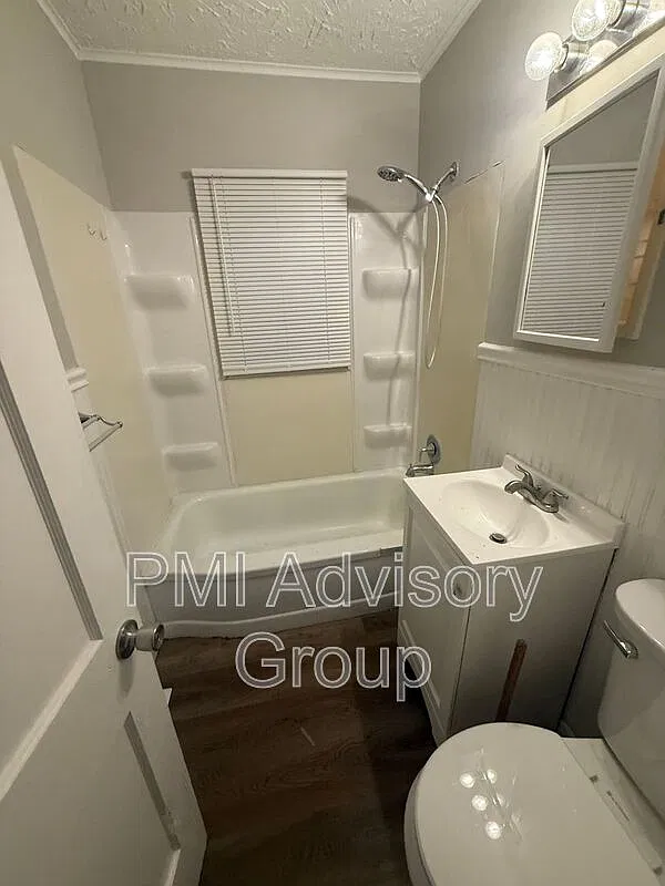 2 bed, 1.0 bath, 664 sqft, $1,000 — Photo 4