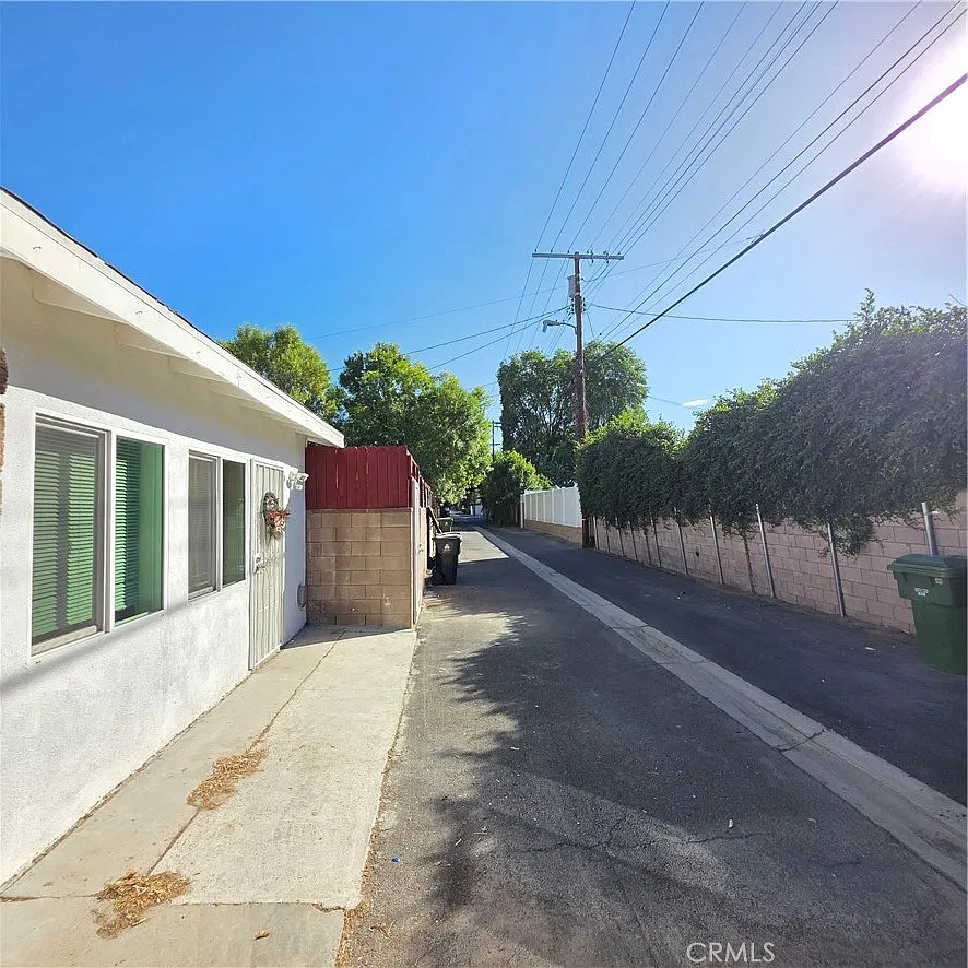1 bed, 454 sqft, $2,000 — Photo 2