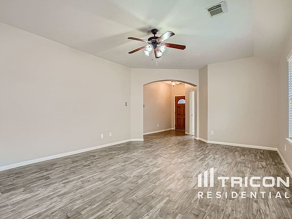 2nd image of 11007 Overland Trail Dr