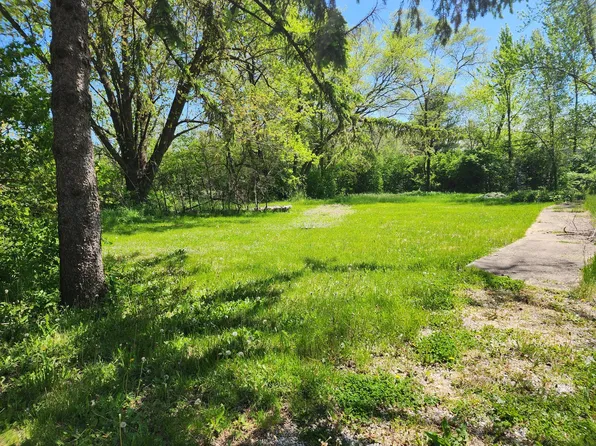 1522 Woodruff Rd, Joliet, IL 60432