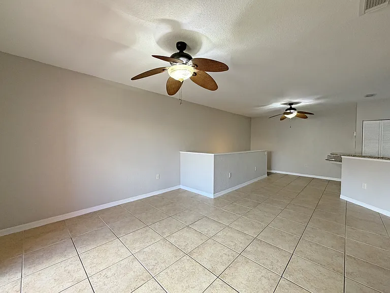 132 SW Peacock Blvd #206 — Photo 6