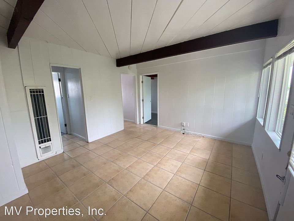 1st image of 3923 1/2 Haines St