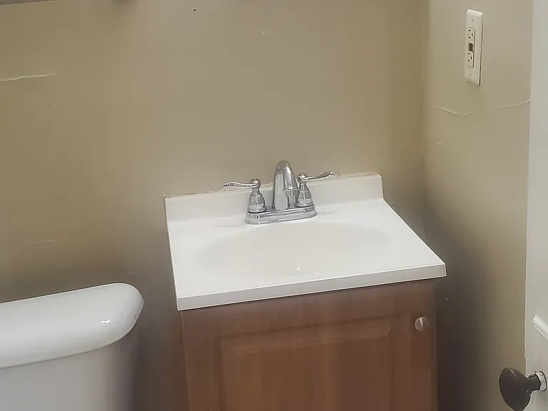 415 N Duluth Ave #19 — Photo 6