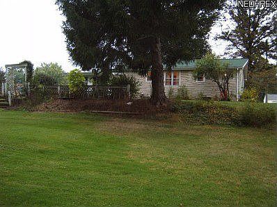 3rd image of 3822 Huntmere Ave