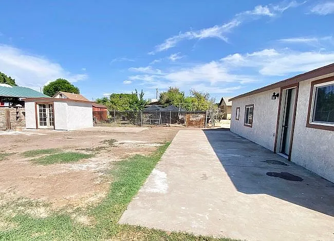 1620 W Colorado St — Photo 15