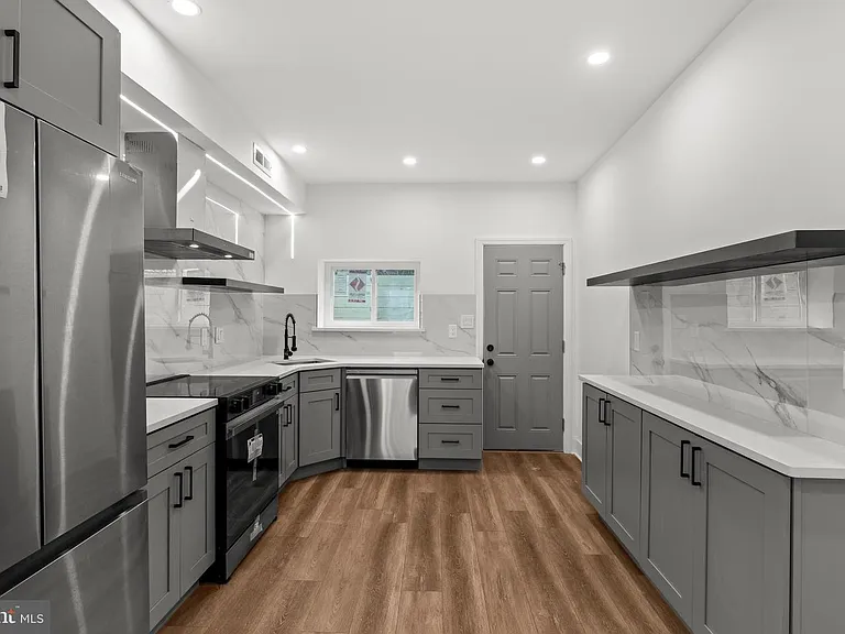 3047 N Bonsall St — Photo 8