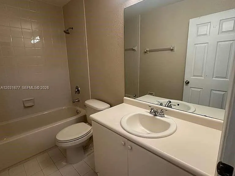 2606 SE 15th Pl #328 — Photo 30