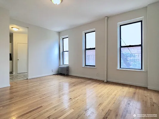 Rented by Sovereign Associates | media 1