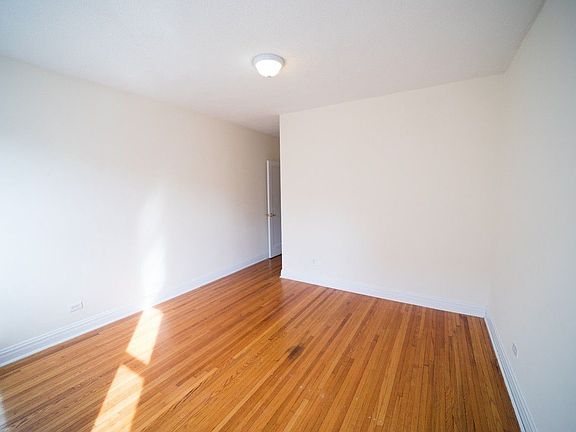 3rd image of 3300 Netherland Ave APT 3C