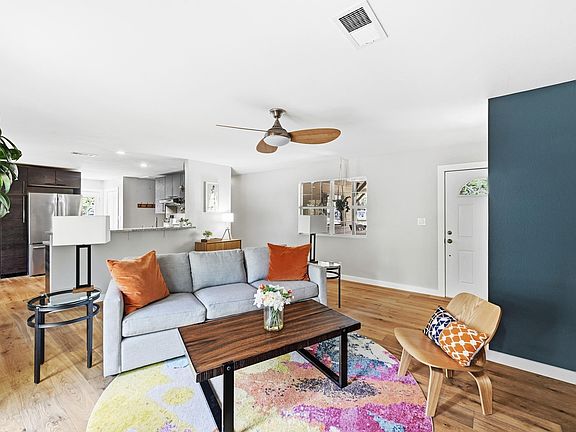 4th image of 2207 Balboa Rd