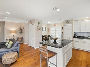 2 Park Shore Cir #2, Fort Myers, FL 33901