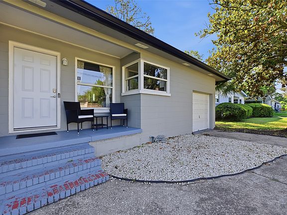 5th image of 2959 Charme Dr