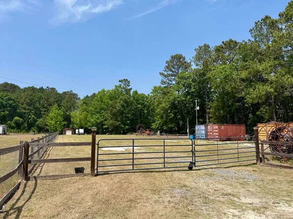 337 Weathers Farm Rd, Bowman, SC 29018