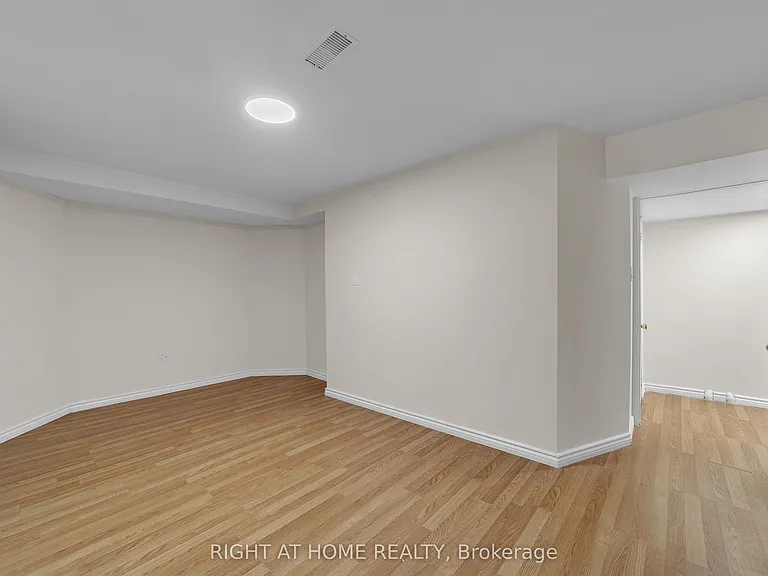 47 Medoc Pl — Photo 22