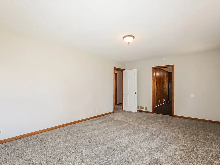 2147 Camp Cir SW — Photo 6