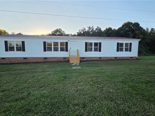 128 Loy Dr, Pelham, NC 27311