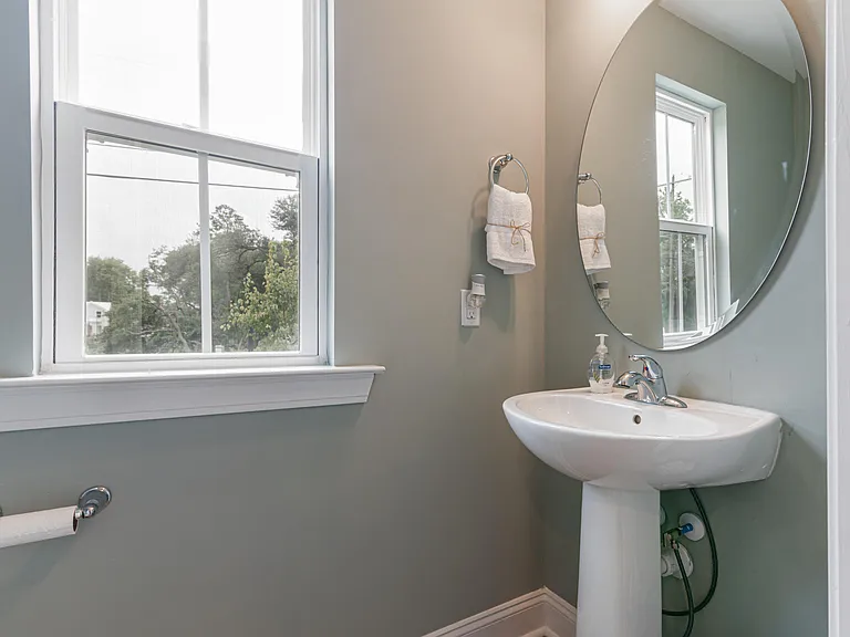 1203 Tice Ln — Photo 16
