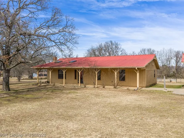 472501 E 1127th Rd, Muldrow, OK 74948