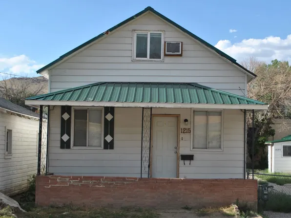 1215 W Pine St, Rawlins, WY 82301