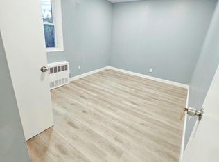 10530 80th St, Ozone Park, NY 11417