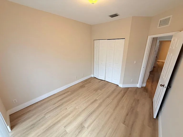 905 N Santa Catalina Cir #905 — Photo 19